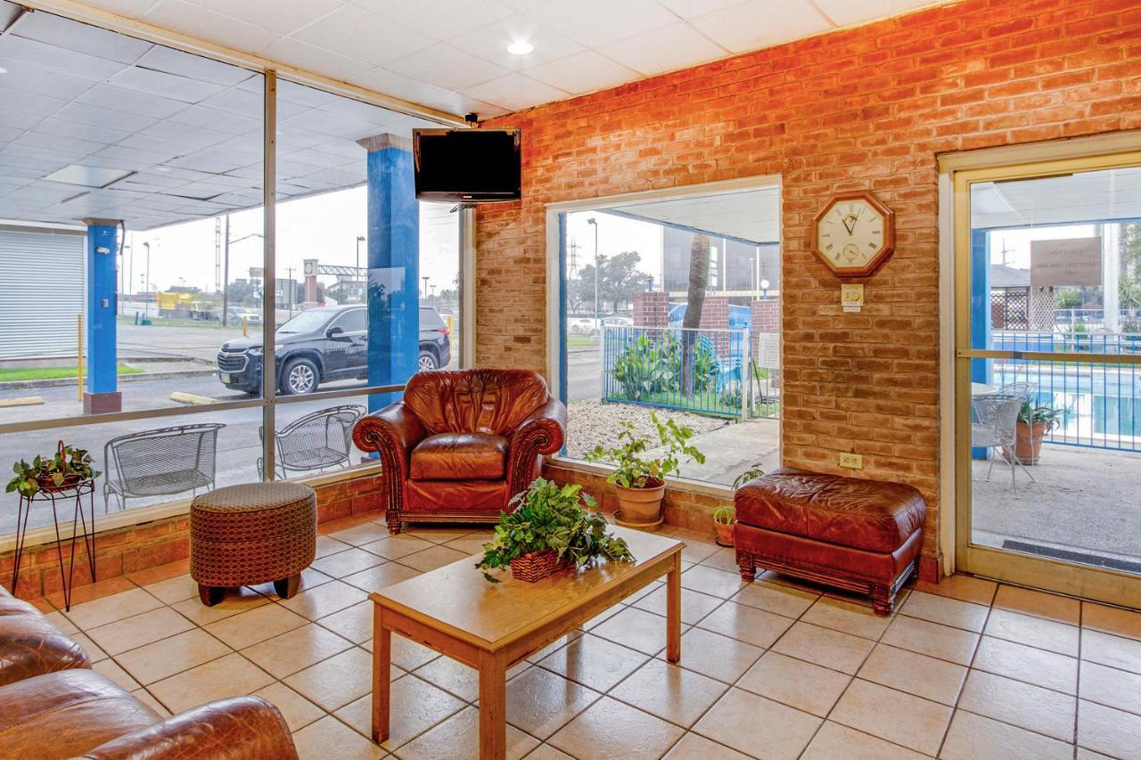 Americas Best Value Inn San Antonio Airport South Zewnętrze zdjęcie
