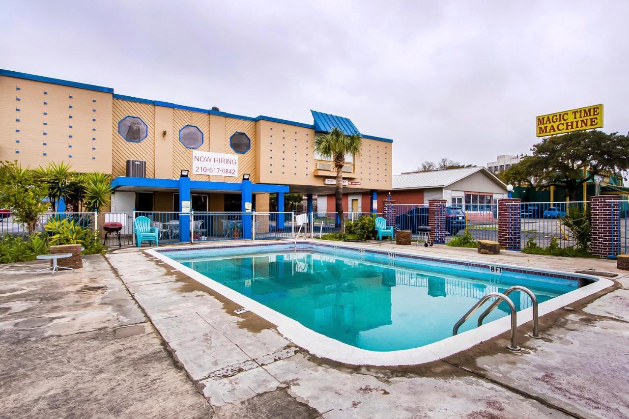Americas Best Value Inn San Antonio Airport South Zewnętrze zdjęcie