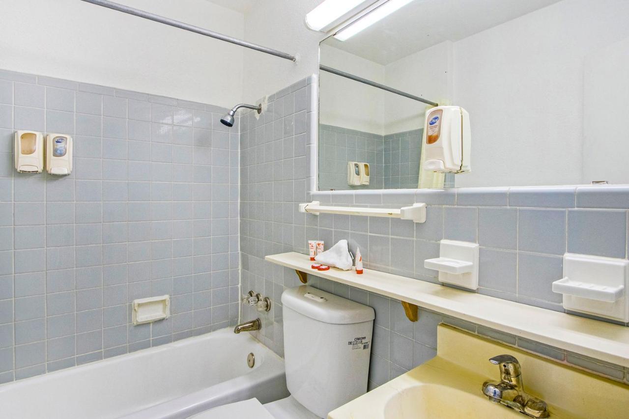 Americas Best Value Inn San Antonio Airport South Zewnętrze zdjęcie