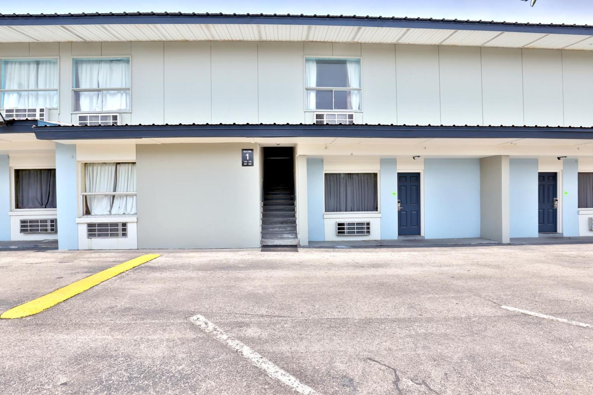 Americas Best Value Inn San Antonio Airport South Zewnętrze zdjęcie