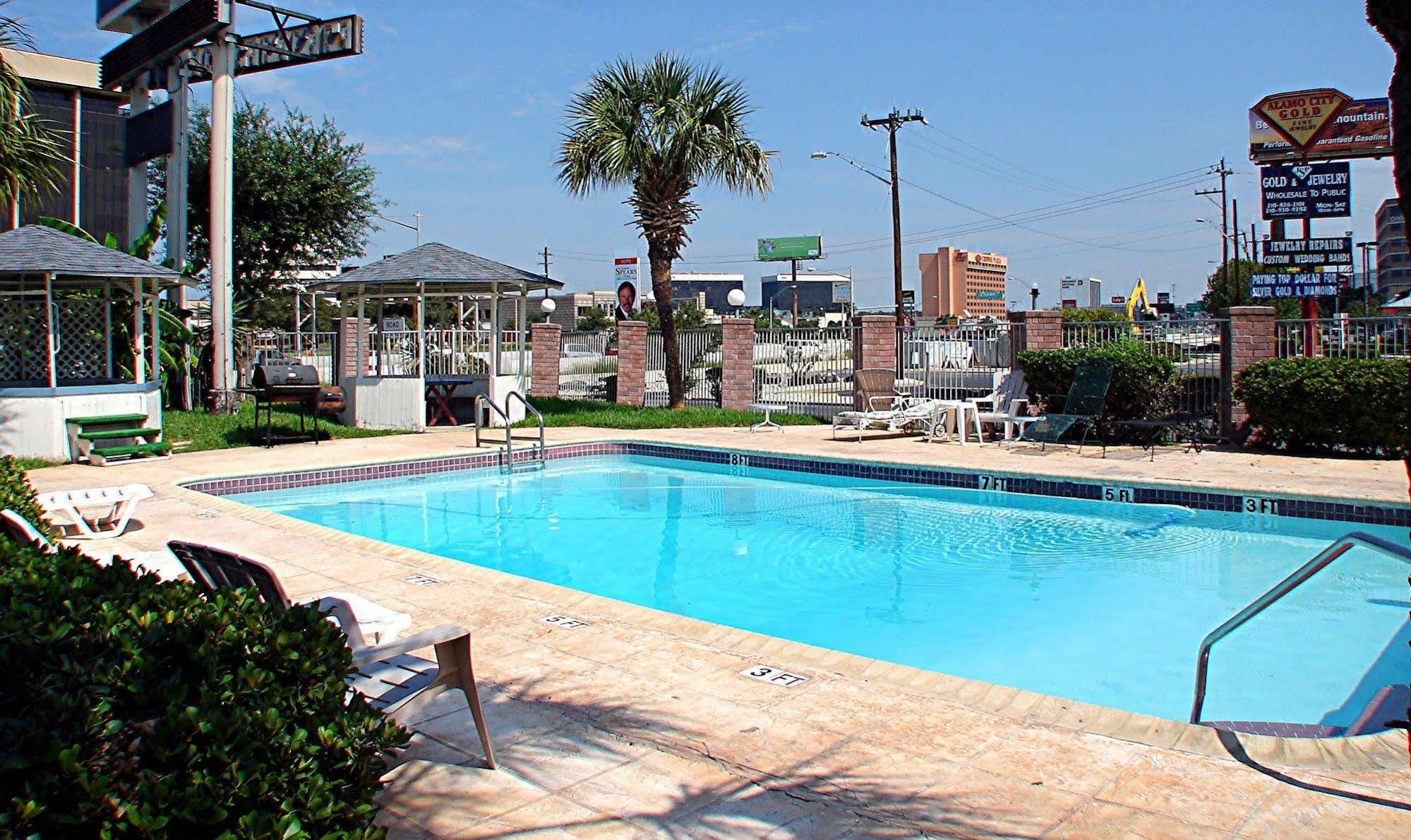 Americas Best Value Inn San Antonio Airport South Zewnętrze zdjęcie